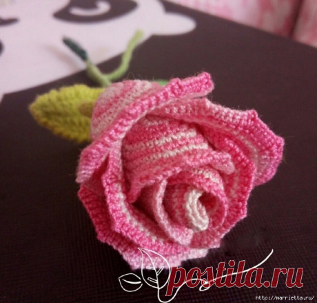 Розовая роза крючком