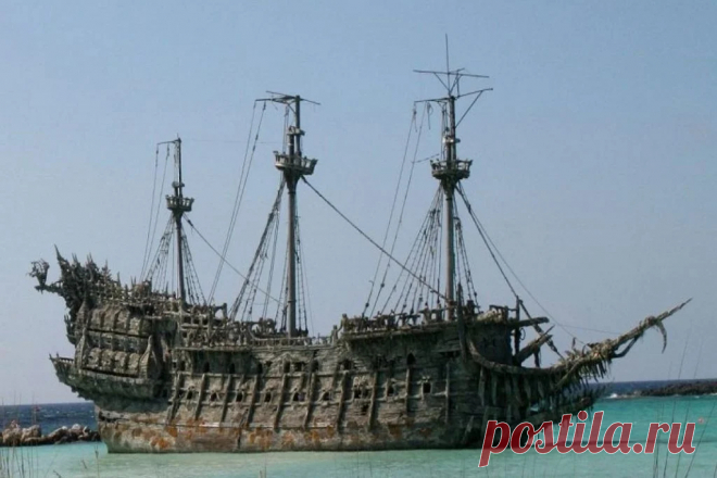 6 загадочных и жутких историй о кораблях-призраках - Город Фактов
