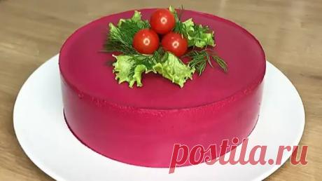 Классика в новом исполнении. Закусочный торт Селёдка под шубой - Будет вкусно - Медиаплатформа МирТесен