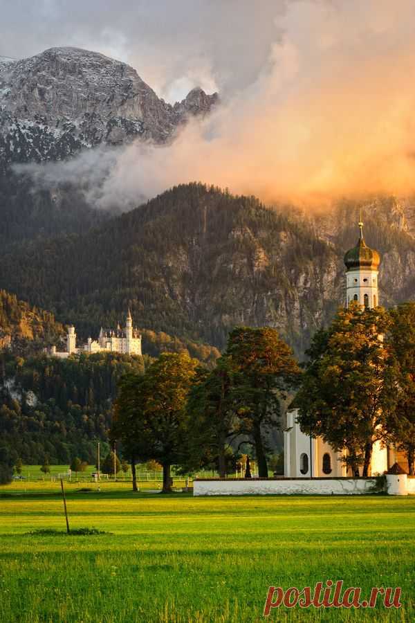 View on Neuschwanstein Castle, Germany | Oh, the places that you'll g…