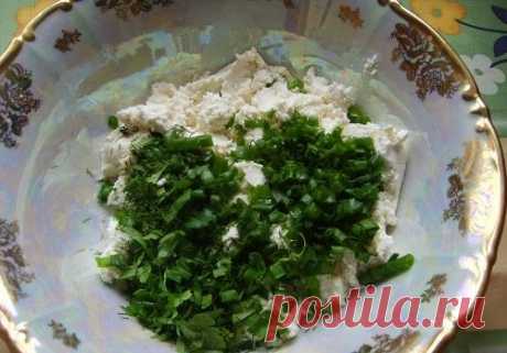 Пирожки с творогом за 5 минут


Это, без сомнения, очень вкусный, и крайне удачный рецепт приготовления пирожков с творогом за 5 минут. При чем, если вы купили тесто пресное, - то вполне можно приготовить такие пирожки и сладкими - просто добавьте к творогу мед, и жарьте, в таком случае, на растительном масле без запаха, или же на сливочном масле. В общем, есть где фантазии разгуляться, правда? Так что рассказываю, как сделать пирожки с творогом за 5 минут, и надеюсь, вам ...