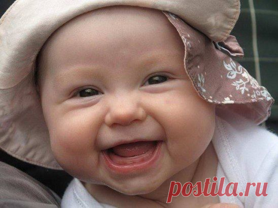Улыбнись ....когда на небе тучи. Улыбнись .... когда в душе ненастье. Улыбнись... и сразу станет лучше. Ты поверь — ведь ты же тоже ... чьё-то Счастье!!!