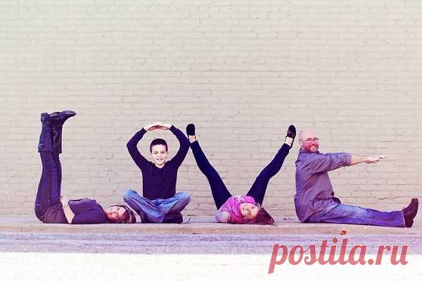 Именно так должна выглядеть семейная фотосессия! 20 идей для самых лучших снимков. Именно так должна выглядеть семейная фотосессия! 20 идей для самых лучших снимков.
Не стоит привязываться к стандартным идеям во время фотосессии! Скучные фотографии испортят впечатление, даже если на…