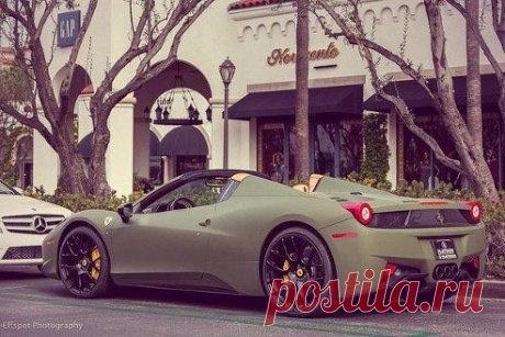 Ferrari 458 Italia Spyder Army Green Matte
