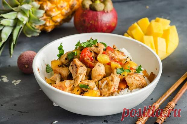 (1) Готовим сочное куриное мясо: 5 горячих блюд из филе бедра - БУДЕТ ВКУСНО! - медиаплатформа МирТесен Многие начинающие кулинары считают курицу сухим продуктом, предпочитая ей свинину или говядину. Однако продвинутые повара знают, что диетическое мясо тоже может быть сочным. Главное — выбрать правильную часть тушки и приготовить ее по проверенному рецепту. В статье мы расскажем, какому мясу