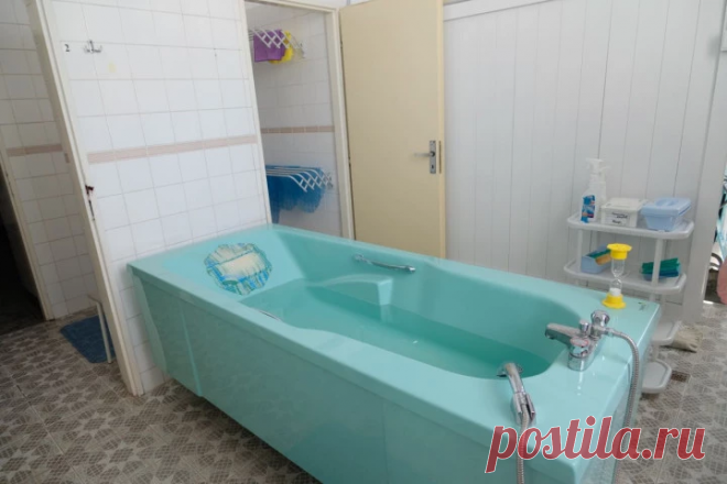 Бесплатные путевки в санаторий по ОМС: полный гид для россиян Статья автора «Ваши личные финансы» в Дзене ✍: Побывать в санатории, насладиться лечебными процедурами и восстановить силы – такая возможность есть у ряда россиян совершенно бесплатно.