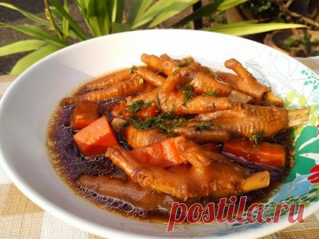 Куриные лапки, соус и холодец - рецепт с фото