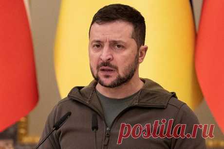 Французский политик раскритиковал поведение Зеленского. Французский политик, лидер движения «Патриоты» и экс-депутат Европарламента Флориан Филиппо раскритиковал отказ президента Украины Владимира Зеленского вести мирные переговоры с Россией. «Это полное безумие и безответственность!» — описал поведение украинского лидера Филиппо.