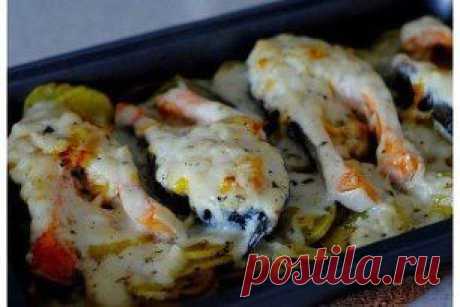 Запекаем РЫБУ - 5 рецептов! 
1. Обалденная вкусная запеканка картофельная с рыбкой
2. Треска запечённая с сыром и томатами
3. Форель под чесночным соусом, запеченная на картофельной &quot;подушке&quot;
4. Рыба, запеченная в яйце с майонезом..
Все секреты приготовления! только в нашем официальном источникe по ссылке: ►►► https://coo-king.jimdo.com/запекаем-рыбу-5-рецептов/