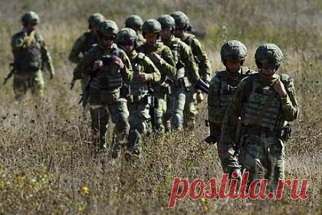 Военком ответил критиковавшим снабжение родственникам российских мобилизованных. Военный комиссар Владимирской области Владимир Гусаров отреагировал на заявления родственников российских мобилизованных, выполняющих боевые задачи в районе деревни Сватово в Луганской народной республике (ЛНР) о якобы имевшей место нехватке экипировки и отсутствии должного обучения.