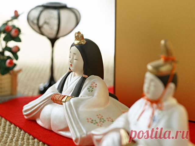 Японские традиционные народные куклы. Нингё, Нагаси-бина, Дарума (Daruma). Деревянные куклы Кокэси (Kokeshi) / Традиционная народная кукла - текстильная, тряпичная, глиняная / Бэйбики. Куклы фото. Одежда для кукол