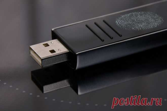Как выбрать USB-флешку | USB-флешки | Блог | Клуб DNS Флешка — компактное и самое доступное устройство для хранения данных, совместимое практически со всеми компьютерами и ноутбуками. В магазинах представлены сотни разнообразных вариантов — как не потеряться? Чтобы не запутаться, четко определитесь с тем, для чего вам нужна флешка. А про самые важные критерии выбора мы расскажем в этом гайде.