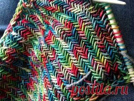 Herringbone stitch. Узор &quot;Елочка&quot; или &quot;Колосок&quot;. Вязание спицами - видеоуроки | Новий День