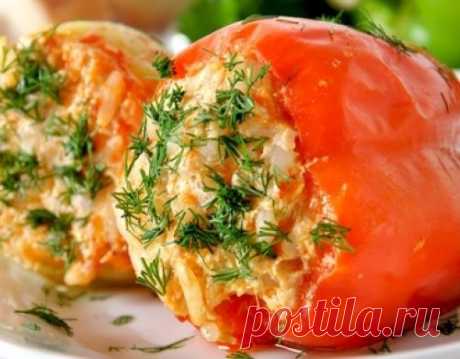 Перец фаршированный брынзой и яйцом.