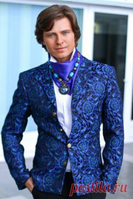 Завтра с 18.00 до 19.00 Прохор Шаляпин в прямом эфире на канале MUSICBOX TV.
Задать Прохору вопрос можно в прямом эфире - 8 (495) 276 29 49 (звонок по Москве бесплатный, оплачивается только междугородняя связь), или в комментариях к анонсу эфира в официальной группе канала в социальной сети ВКонтакте https://vk.com/musicboxtv.