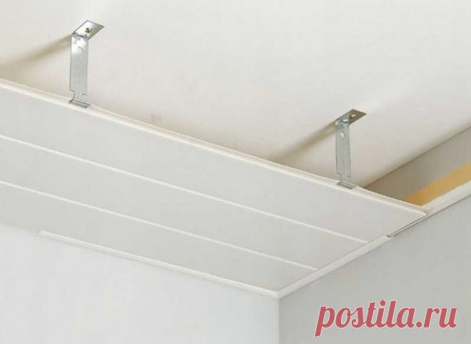 Как крепить пластиковые панели к потолку или стене без ошибок?