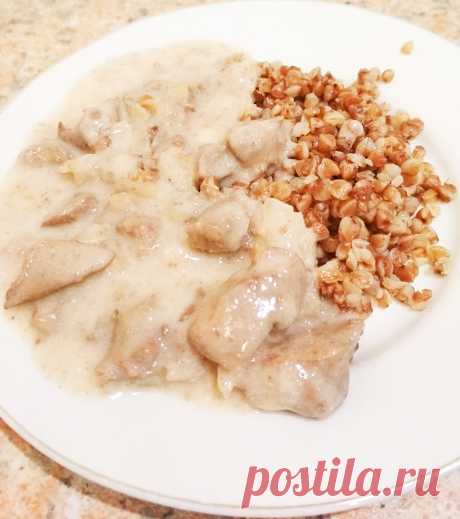 Печень в сметане - нежнейшее и очень вкусное блюдо