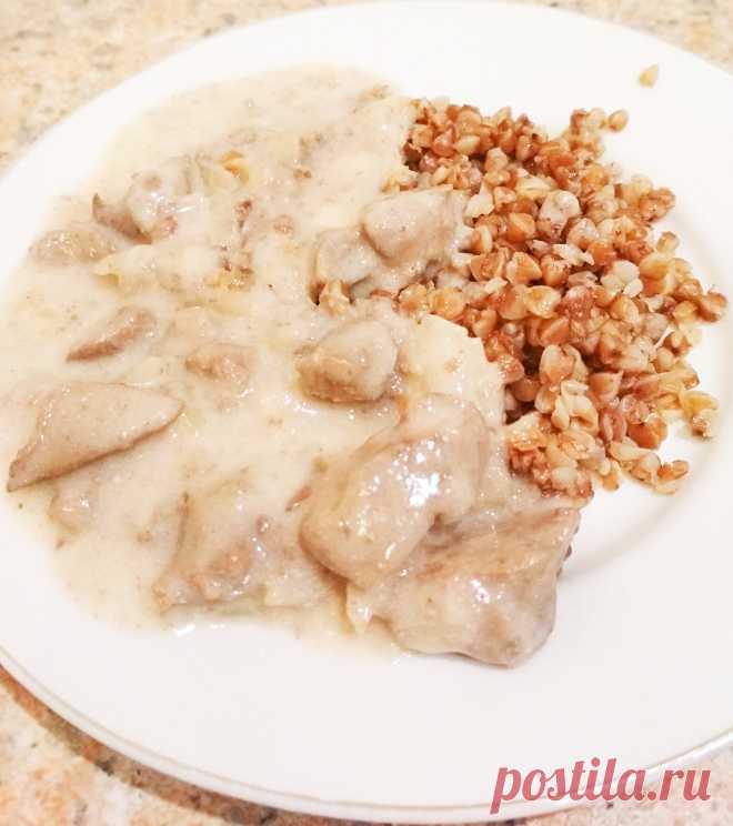 Печень в сметане - нежнейшее и очень вкусное блюдо