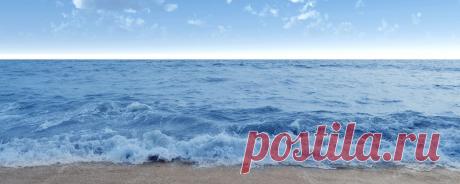 Скачать бесплатные обои «Холодные воды» для рабочего стола (jpg) в разрешении 2560х1024 по тегам — прибой пляж песок пена море вода