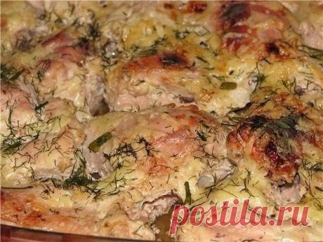 Супер-вкусная курица в кефире
Специально для подписчиков "Пальчики оближешь!" 

Продуктов минимум, а вкус - ну просто изумительный! 

Ингредиенты: 
- 1 курица 
- 0,5-0,75 л кефира 
- соль, приправы для курицы 

Приготовление: 

Курицу промыть, разрубить на порционные куски. Затем посыпать солью и щедро приправкой для курицы. 

Кусочки курицы переложить в емкость для маринования и залить кефиром, чтобы он полностью покрыл курочку. Оставить мариноваться минимум на 2 часа. 

...