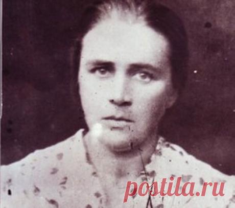 В 1965 году в свет вышли мемуары жительницы Калужской области — «Повесть о семнадцати спасенных». Во время немецкой оккупации Пелагея Брагина действительно спасла жизнь 17 советским бойцам. Однако многие воспоминания Брагиной так и не были опубликованы.