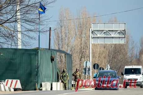 В Приднестровье заявили о вырытых Молдавией окопах на границе. На территории Молдавии, граничащей с Приднестровьем, появились окопы. Об этом заявил сопредседатель Объединенной контрольной комиссии (ОКК) от непризнанной Приднестровской молдавской республики Олег Беляков. Штаб совместных миротворческих сил представил фотографии работ, которые проходят в Молдавии.