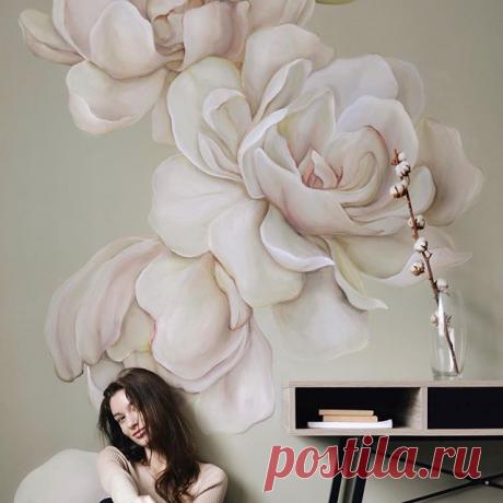 Photo by T a n y a   B o n y a on March 15, 2020. На изображении может находиться: 1 человек, цветок и растение