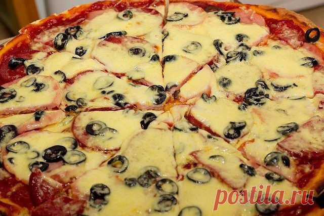 Пицца: 3 моментальных варианта теста и 7 лучших начинок 🍕