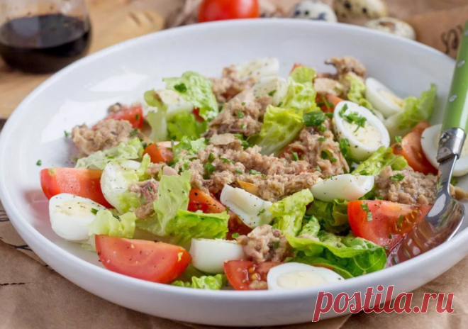 Салат с консервированным тунцом