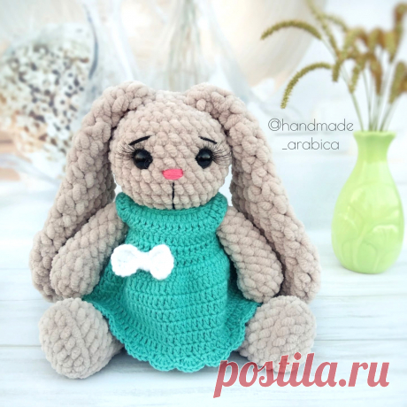 PDF Зайка Миления крючком. FREE crochet pattern; Аmigurumi animal patterns. Амигуруми схемы и описания на русском. Вязаные игрушки и поделки своими руками #amimore - зайка из плюшевой пряжи, плюшевый заяц в платье, зайчик, кролик, зайчонок, крольчонок.
