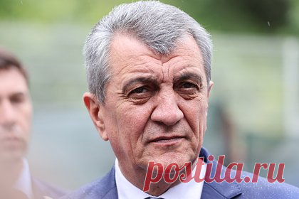 Началась проверка данных об избиении бойцов из Северной Осетии в Токмаке. Глава Северной Осетии Сергей Меняйло в Telegram-канале заявил о начавшейся проверке после появления данных об избиении бойцов из республики в Токмаке Запорожской области. Накануне об избиении сотрудниками военной полиции рассказал в соцсетях мобилизованный Арсен Темираев.