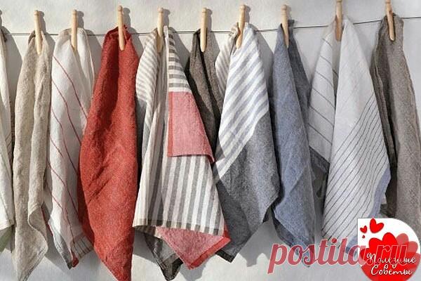 СТИРАЕМ КУХОННЫЕ ПОЛОТЕНЦА? 

Хочу поделиться способом стирки кухонных полотенец - может, быть кто-то его знает, а кому-то может, быть пригодится. Я пользуюсь этим рецептом лет 20 - 

Итак: 
на ведро КИПЯЩЕЙ воды 
- 2 столовые ложки подсолнечного масла, 
- 2 столовые ложки сухого отбеливателя ( самого простого 