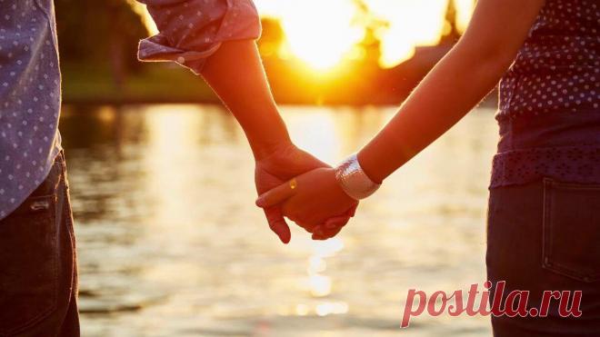 11 вопросов друг другу, чтобы подарить своим отношениям глоток свежего воздуха и влюбиться в друг друга заново⁣⁣⠀
11 вопросов друг другу, чтобы подарить своим отношениям глоток свежего воздуха и влюбиться в друг друга заново⁣⁣⠀ ⁣⁣⠀ Они могут украсить и наполнить теплыми чувствами ваш отпуск, стать важной частью ближайшего уик-энда за городом, быть идеальным сопровождающим вечерних посиделок под...
Читай дальше на сайте. Жми подробнее ➡