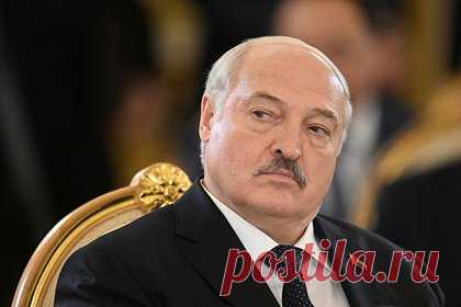 Лукашенко заявил о получении ядерного оружия от России. Президент Белорусии Александр Лукашенко заявил, что республика получила от России ракеты и бомбы, которые втрое мощнее, чем примененные в Хиросиме и Нагасаки. По его словам, тактическое ядерное оружие не будет храниться в одном месте, его рассредоточат по территории Белоруссии.