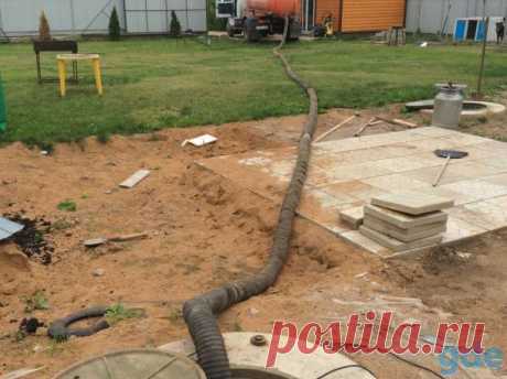 Очистка выгребных ям, жироуловителей, откачка воды из котлованов, подвалов, жилых и нежилых помещений. График работы круглосуточно 24 часа без выходных.
Работаем с физическими и юридическими лицами, все виды оплаты. Заключаем договора на обслуживание, работаем по разовым заявкам, осуществляем аварийные ночные выезды. Собственный парк спецтехники экологического класса Евро 4. Вакуумные машины 4,0 м3 и 8 м3.