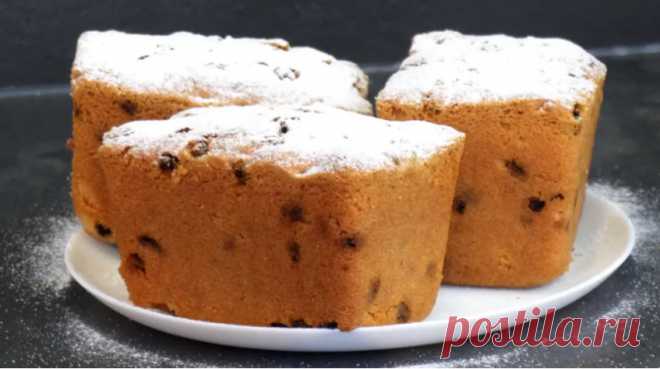 Кекс... тот самый, по рецепту из советской кулинарии: пеку сразу по 3 порции
Этот рецепт столичного кекса – настоящее сокровище, переданное мне от бабушки, которая работала в советской кулинарии. Он воплощает в себе лучшие традиции советской выпечки: простота приготовления, доступные ингредиенты и, конечно же, неповторимый, восхитительный вкус. Этот кекс – настоящий символ качества и домашнего тепла, а его аромат перенесет вас в прошлое, в атмосферу уютных кухонь и семейны...