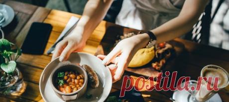 Популярное ныне словосочетание «огонь пищеварения» пришло к нам из восточной традиции, при этом у многих из нас нет четкого понимания, что это вообще такое. «Не пейте во время еды, чтобы не тушить огонь пищеварения», — звучит логично? Вроде бы да, но к здоровью не имеет никакого отношения. Давайте разберем, что такое огонь пищеварения, а также как и зачем его разжигать. #тело #здоровье #пищеварение #восточнаямедицина