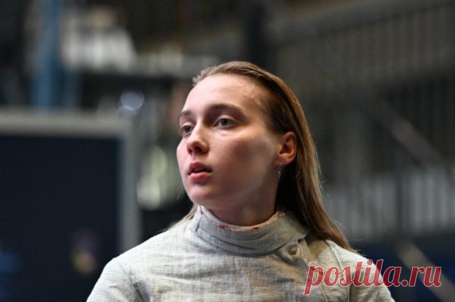 Саблистке Смирновой пригрозили смертью после поединка с украинкой Харлан. Россиянка проиграла и получила отказ в рукопожатии.