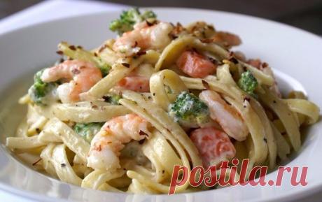 Паста с креветками в чесночно-сливочном соусе