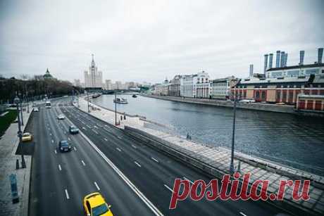 В России задумали запустить производство автодвигателей до 2035 года. Минпромторг России представил проект стратегии по развитию автопрома в России в 2023–2035 годах, согласно которому автоматическая коробка переда (АККП), двигатель внутреннего сгорания (ДВС) и антиблокировочная система (ABS) включены в список приоритетных элементов для локализации.