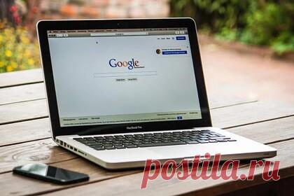 Россиянам порекомендовали скопировать данные из облаков Google и iCloud. Глава Ассоциации профессиональных пользователей соцсетей и мессенджеров (АППСИМ) Владимир Зыков порекомендовал скопировать свои данные из Google и iCloud из-за возможных проблем с оплатой облачных сервисов. Лучше всего сделать копии на «Яндекс.Диск» и «Облако Mail.ru», поскольку их можно будет оплатить через веб-версию