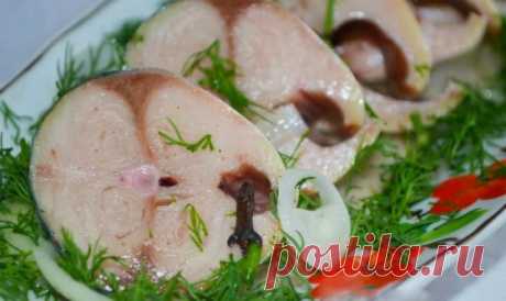 Скумбрия по вкусу как красная рыба: секрет в особом маринаде! — Копилочка полезных советов