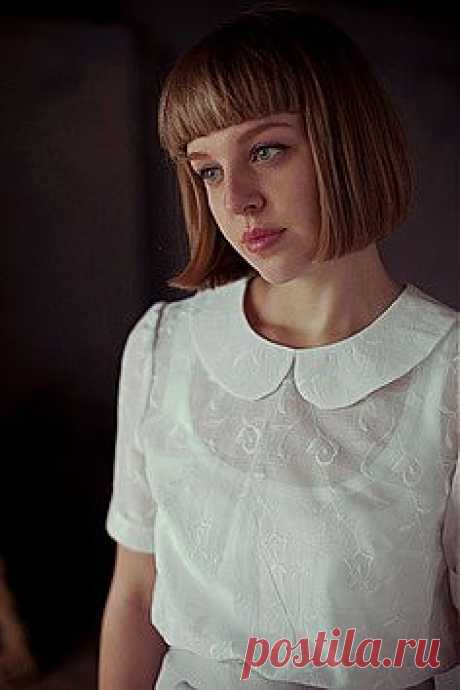 peter pan collar dress with cap sleeves in Yellow polka dot - MARIE S…