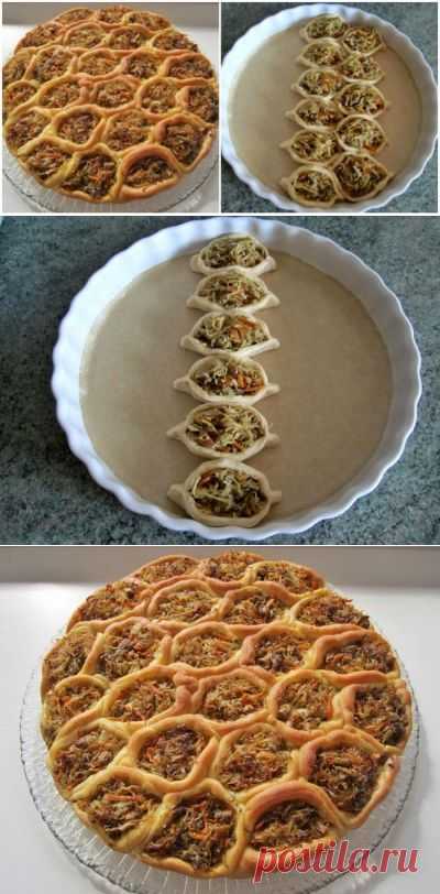 Пирог "соты" с квашенной капустой и мясным фаршем | Четыре вкуса