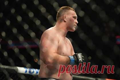 UFC нашел замену сопернику Олейника. UFC нашел нового соперника для российского тяжеловеса Алексея Олейника. 29-летний американский боец смешанного стиля (MMA) Джаред Вандера заменит Илира Латифи, который снялся с поединка против Олейника из-за болезни. Россиянин подерется в рамках турнира UFC 273, который состоится 10 апреля.