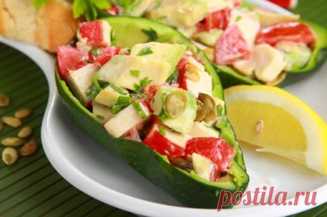 8 вкуснейших салатов, которые так и просятся на новогодний стол