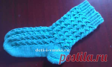 Ажурные носки спицами