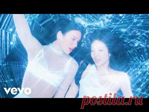 Скачать клип JENNIE & Dua Lipa - Handlebars (2025) бесплатно