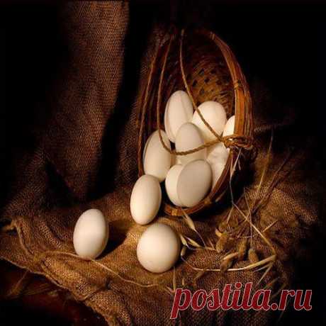 При наростах на суставах