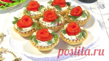 Закуска «Розочки» с Красной Рыбой Сыром и Чесноком.